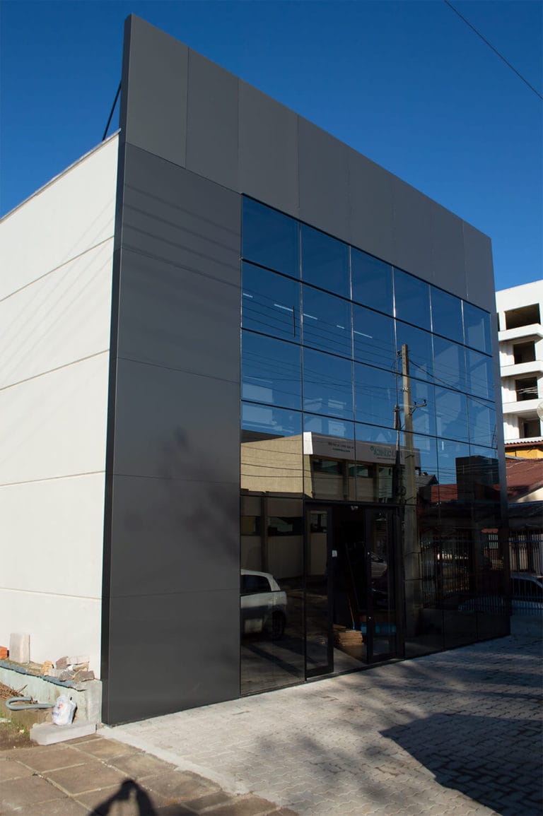 Fachadas em ACM — Pazefer Alumitec